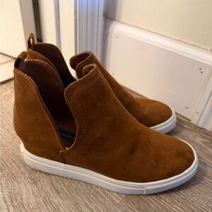 Steve Madden Brown Suede Slip-On Sneakers